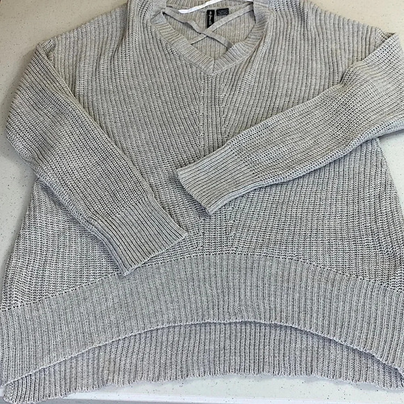FREE FOR ALL Women's Cable Knit Sweater Chunky Pullover Oversized Size S Gray - Picture 6 of 12
